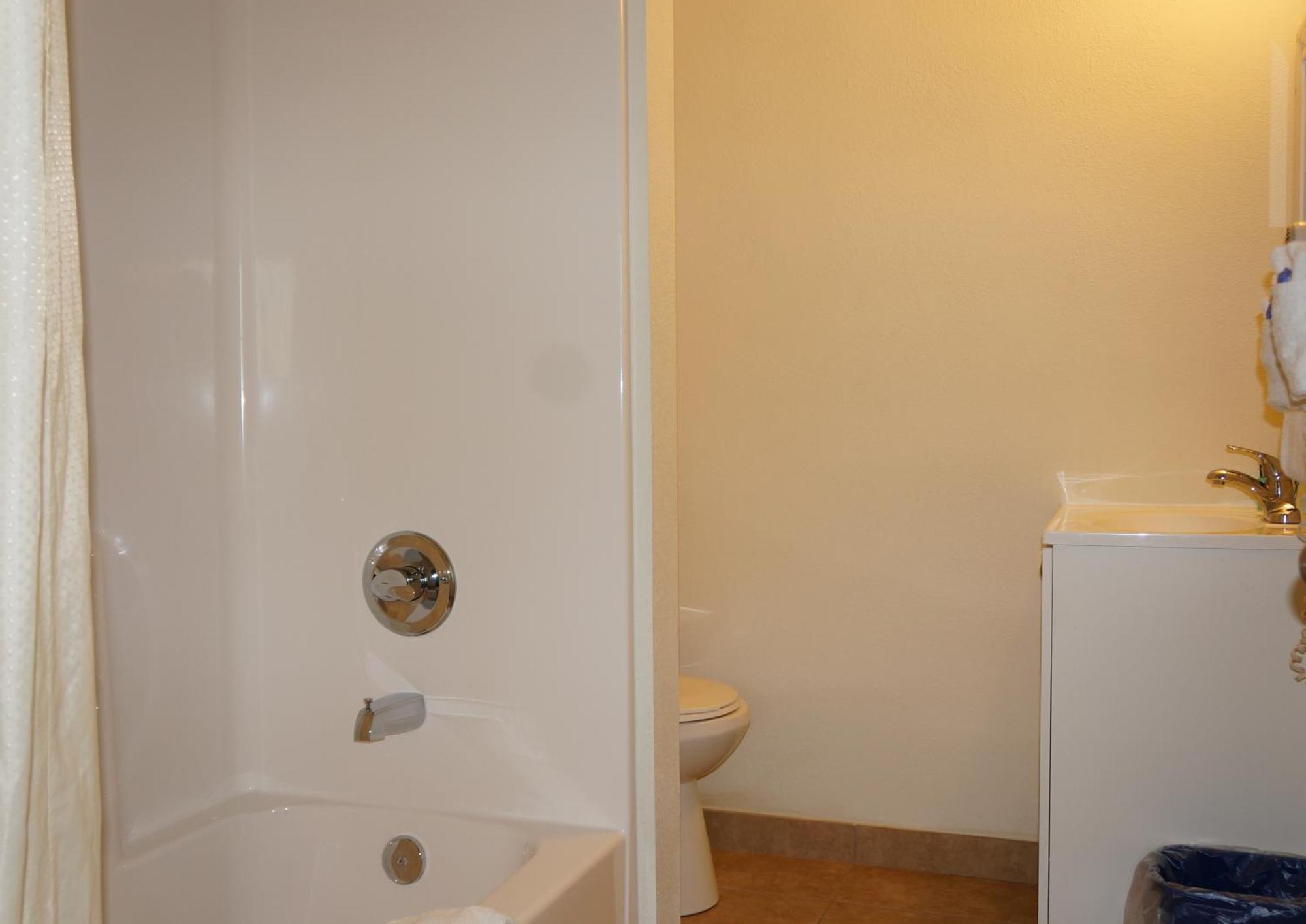 Lake Marina Inn Clearlake Oaks Kamer foto