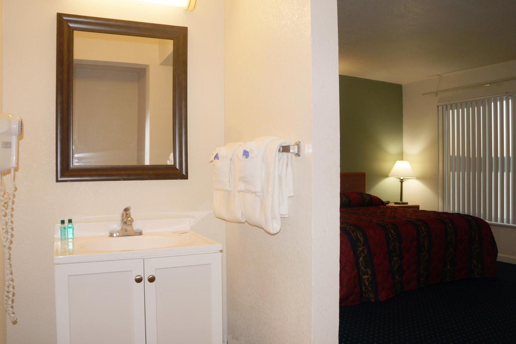 Lake Marina Inn Clearlake Oaks Kamer foto