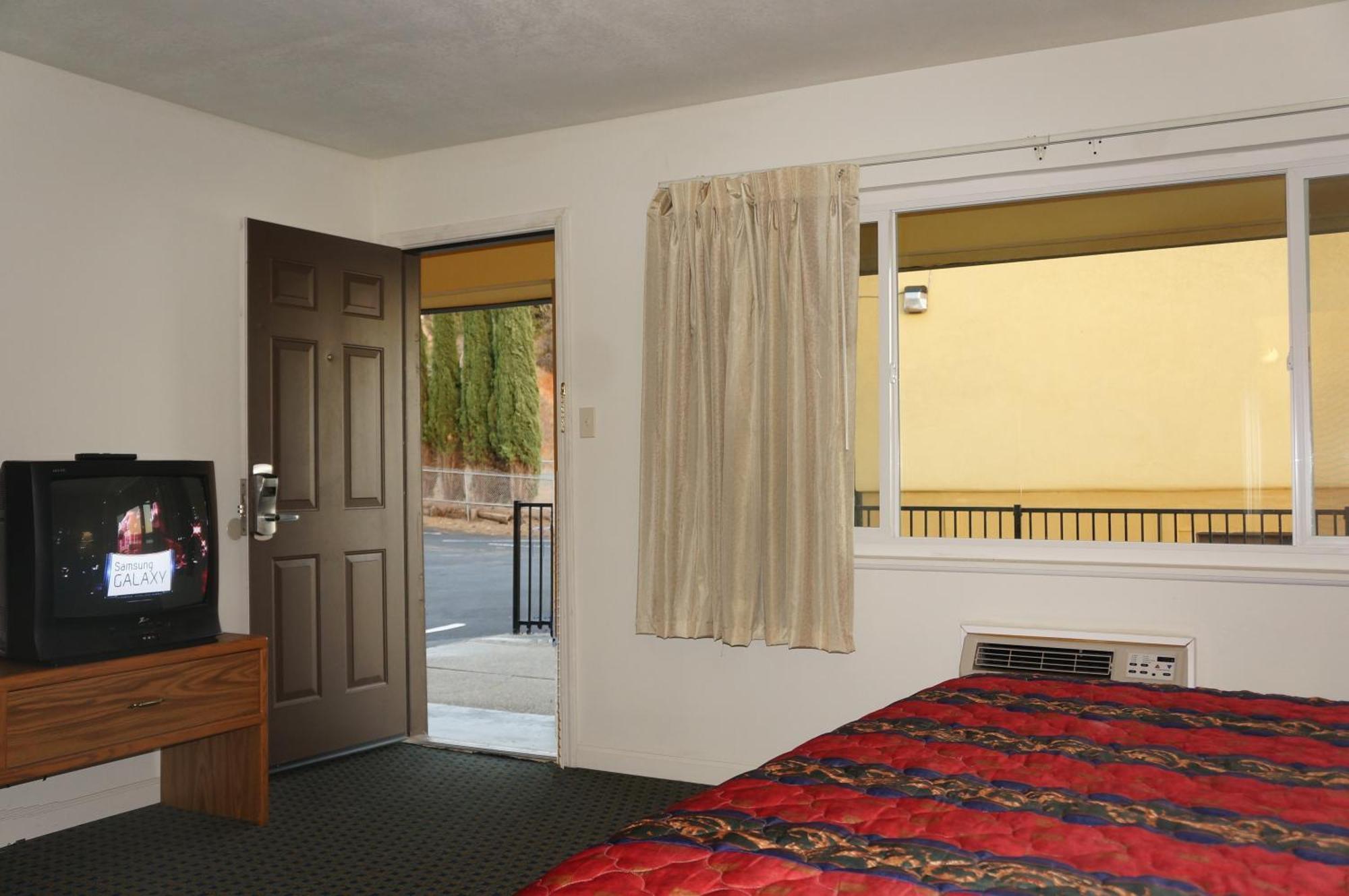 Lake Marina Inn Clearlake Oaks Kamer foto